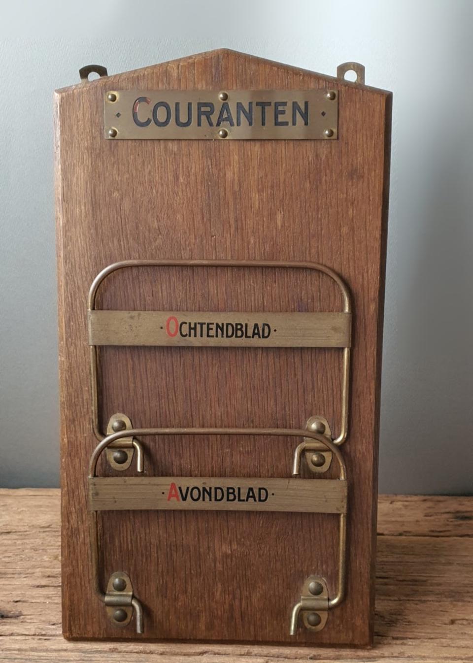 빈티지 신문 거치대 (네덜란드)