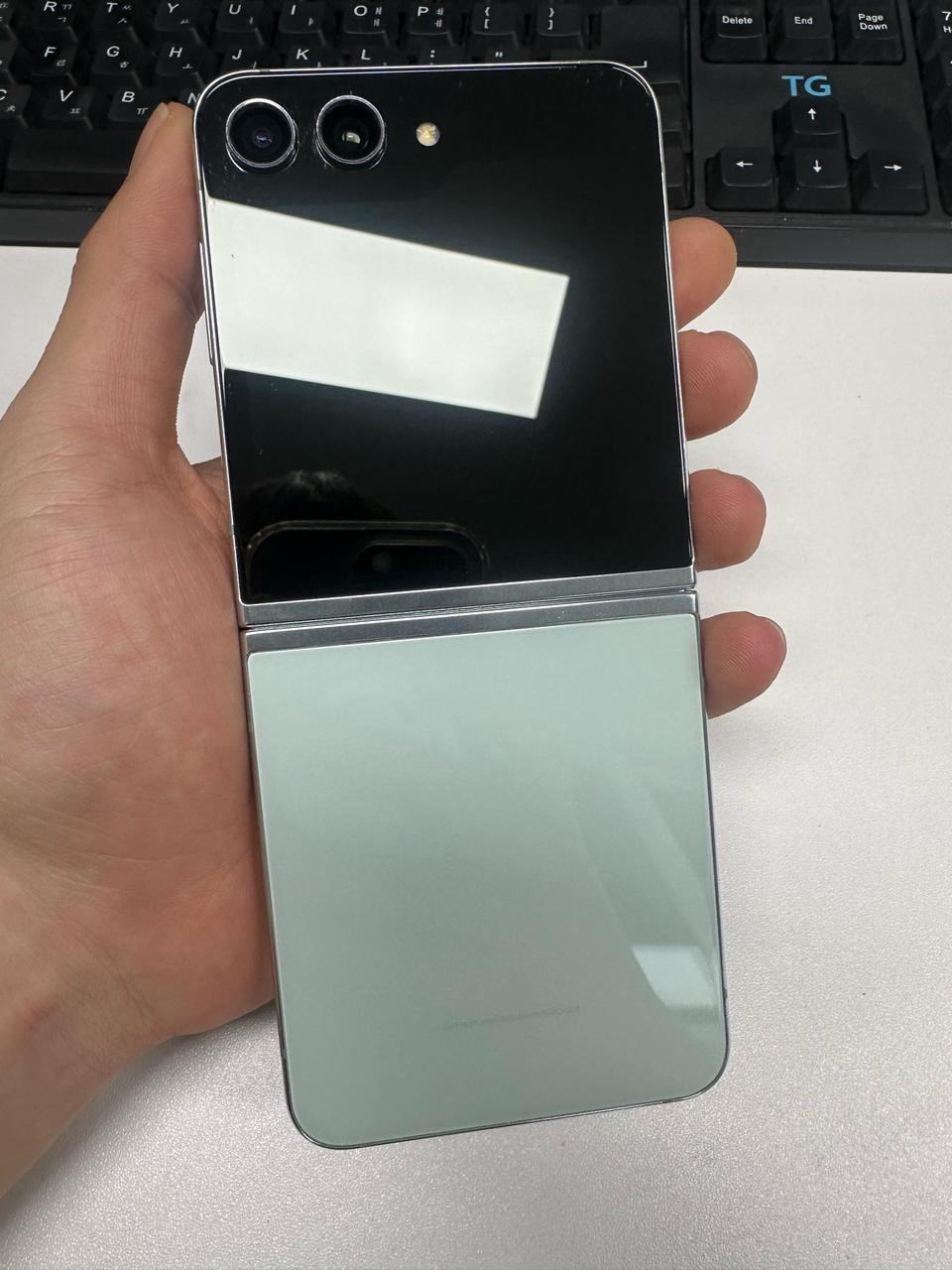 갤럭시플립5 256기가 A급