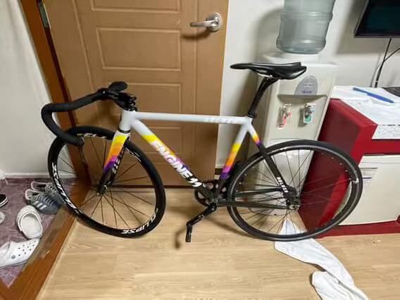 엔진11 크릿디 디럭스 픽시 자전거　IRD DCC 헌터브로스 팀에디션