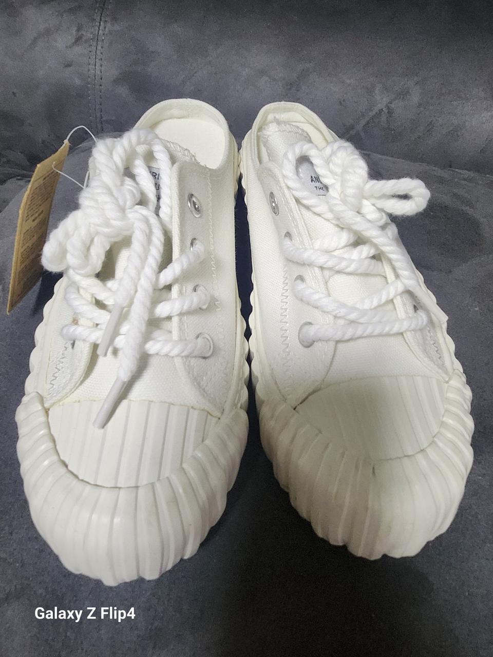 SHOOPEN 흰색 뮬 캔버스화 새상품