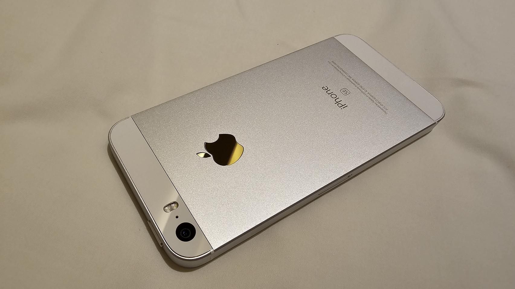 [짜깁기X정품] 아이폰 SE1 128GB 배터리신품 카메라무음 S급