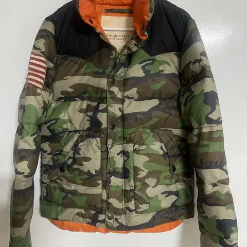 랄프로렌 데님 서플라이 카모 패딩