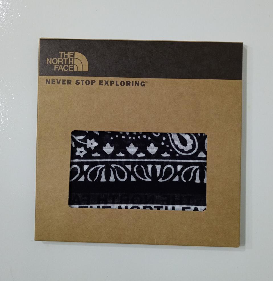 노스페이스 페이즐리 반다나 블랙