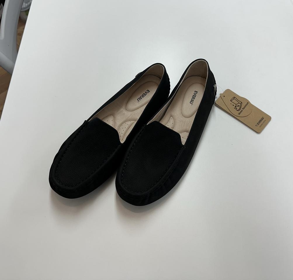 호주UGG로퍼 260-265mm팜 새것