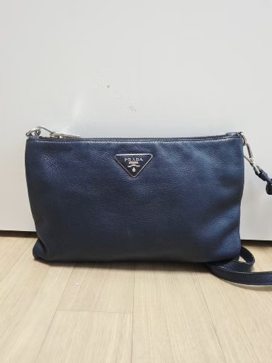 프라다 비텔로 크로스백 네이비