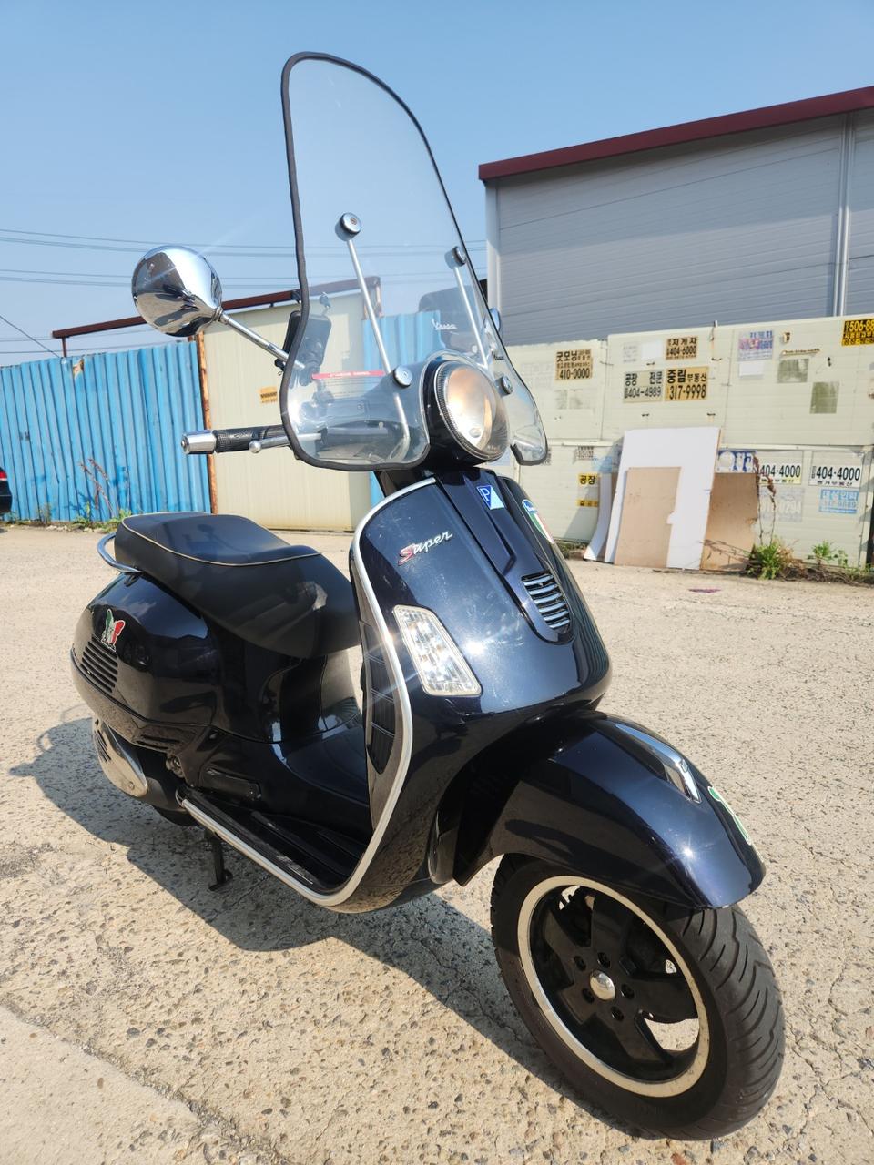 베스파GTS300 출퇴근용 및 동네마실용으로 좋아요~!