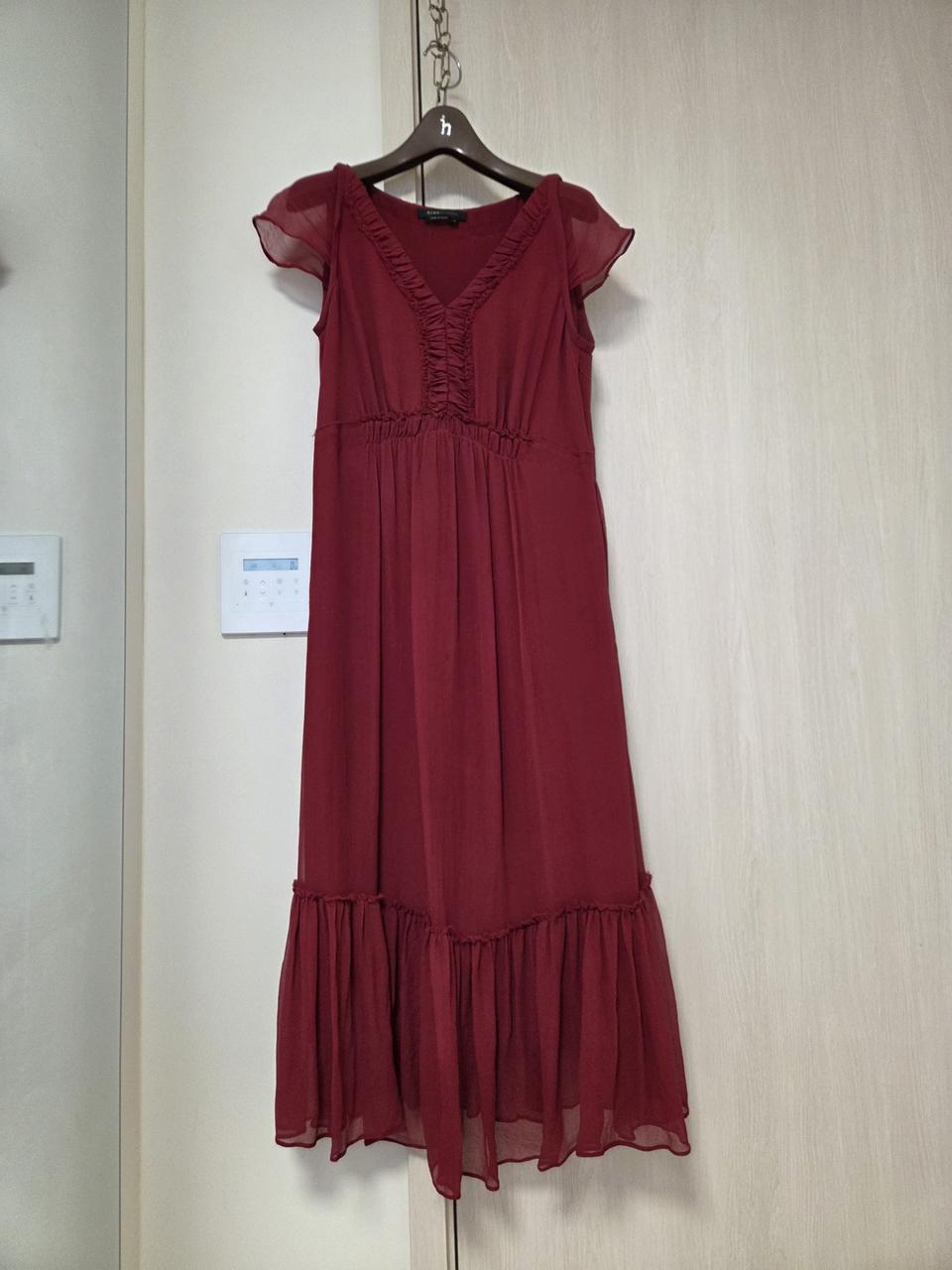 비씨비지실크원피스