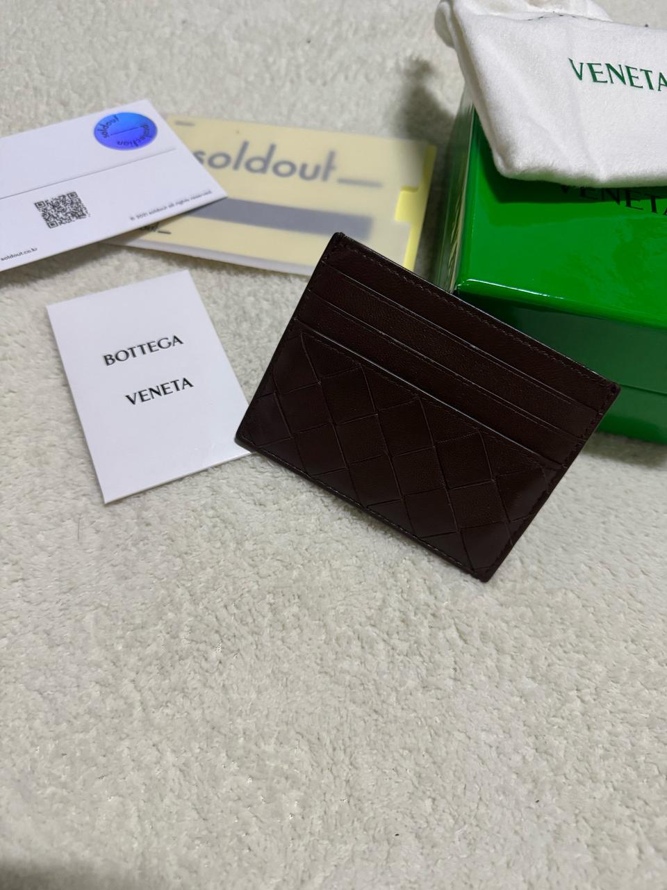 보테가베네타 브라운 카드지갑 풀구성