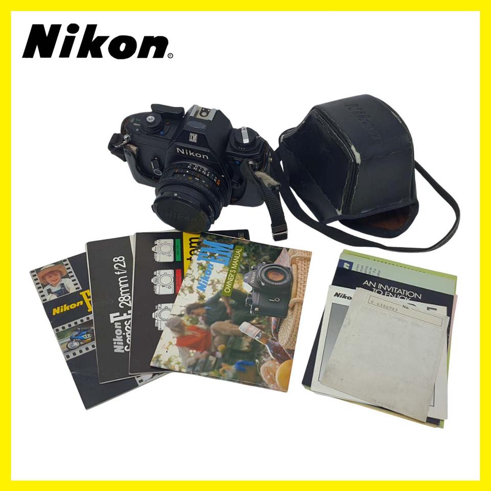 니콘 Nikon EM 필름 카메라+초기동봉책자 (1979년)