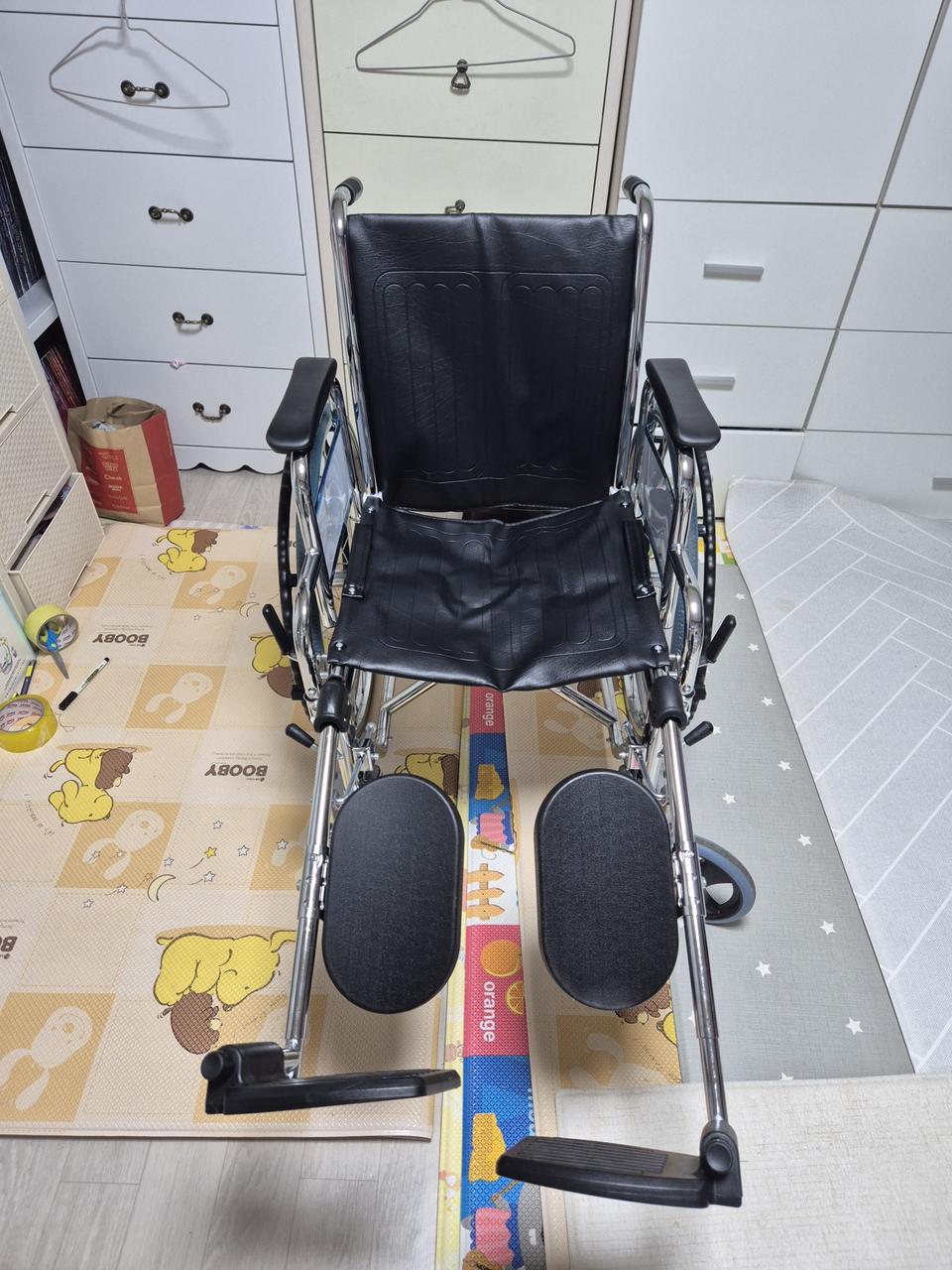 거상휠체어 무릎 휠체어