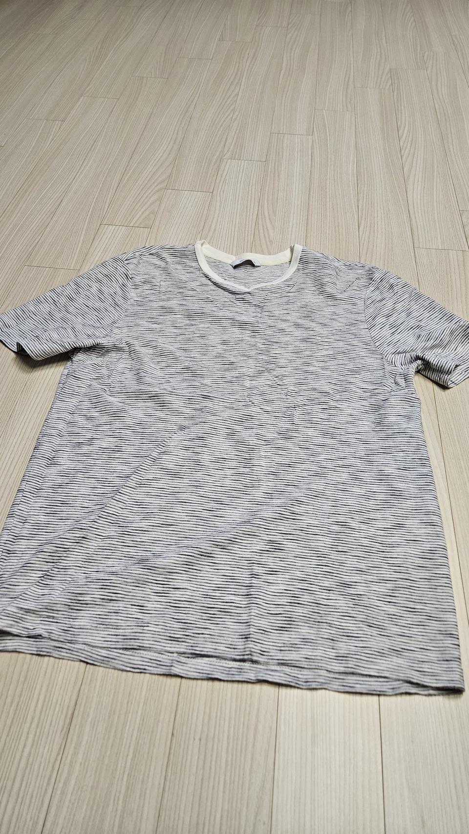 지오지아 스트라이프 반팔 티셔츠