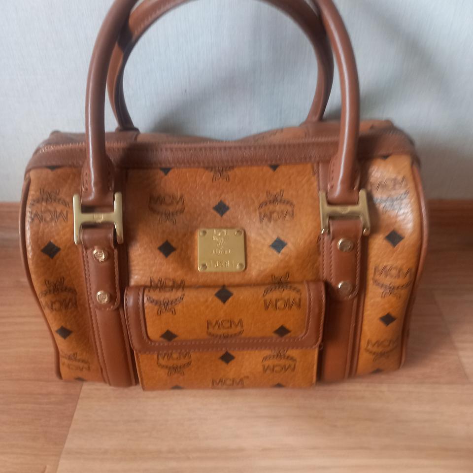 엠씨엠 토드백 가로27 세로 20