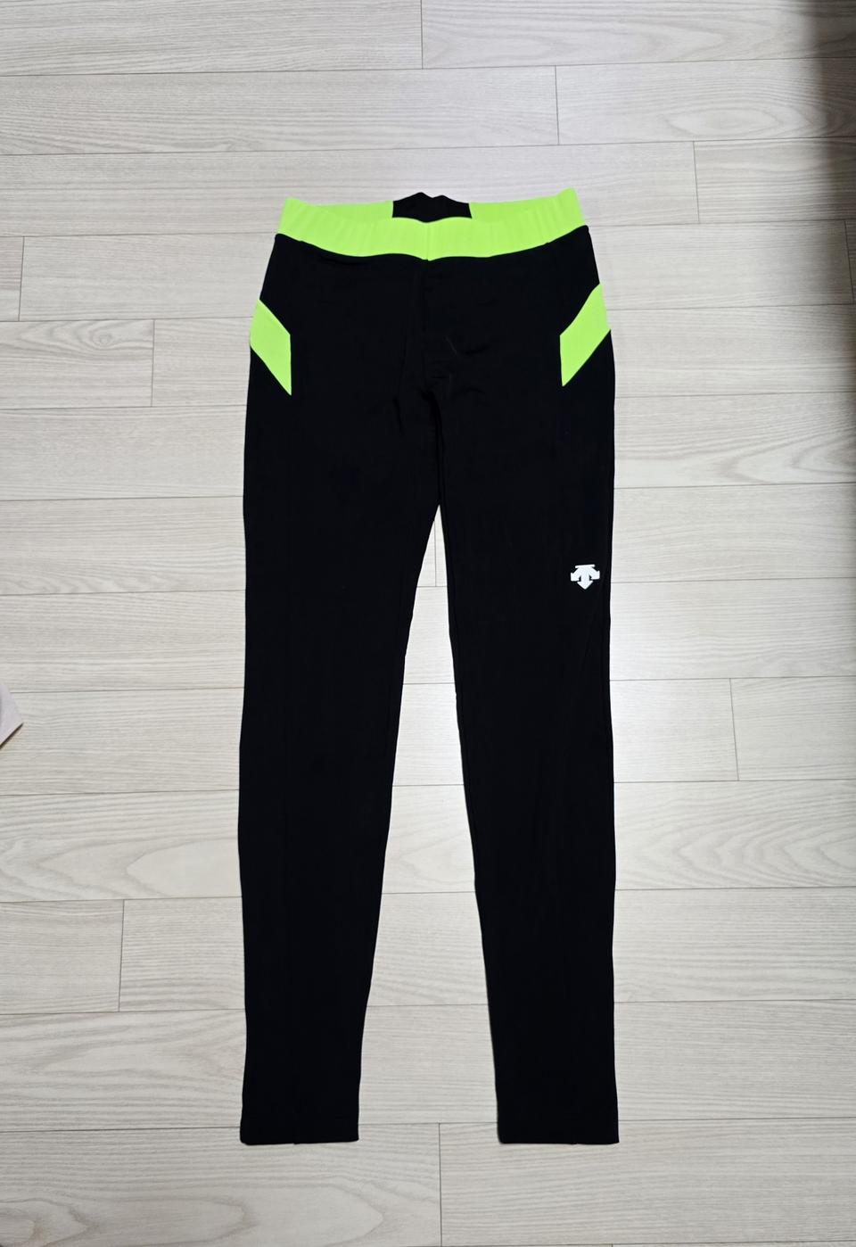 데상트 래쉬가드 여성 레깅스(새상품)