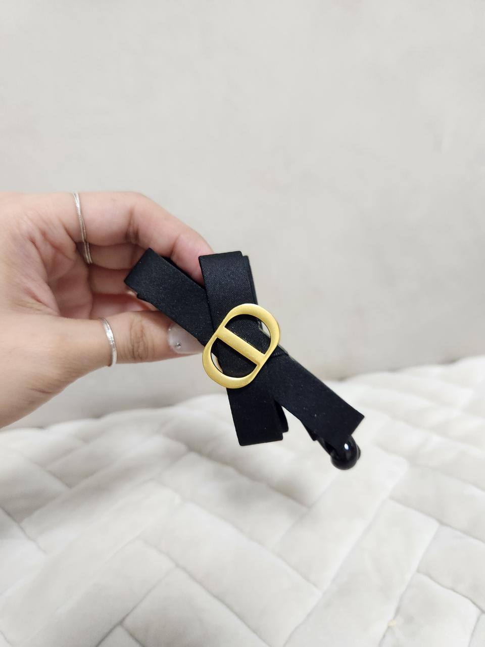 [상태A++] 디올 cd 머리장식 머리 집게핀 블랙골드