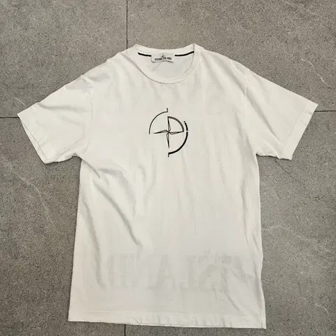 스톤아일랜드 STONES ISLAND 남성 반팔티 M