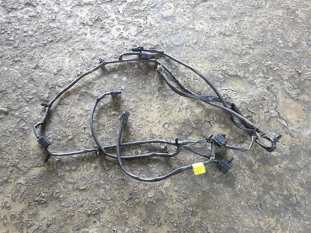 쌍용 뉴 체어맨W 전방센서 와이어링 배선 8291414020 팝니다