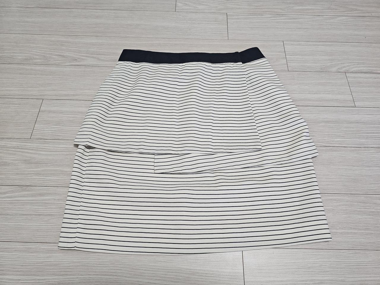 ZOOC 스트라이프 미니스커트 55