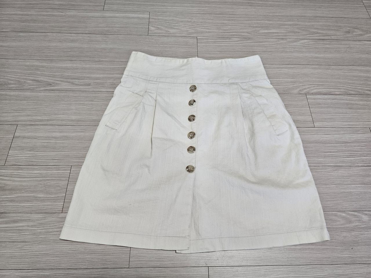 아이보리 버튼 스커트M
