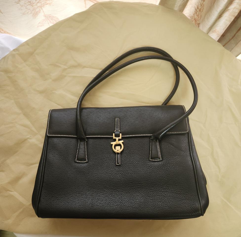 페라가모 가방 팝니다