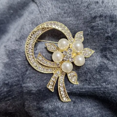 진주 큐빅 브로치 새상품