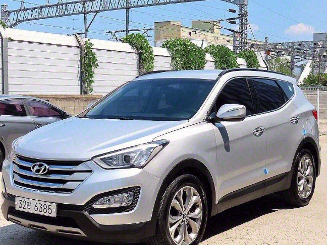 싼타페 DM 디젤 2WD 2.0 프리미엄 전국 최저가로 판매합니다!!!