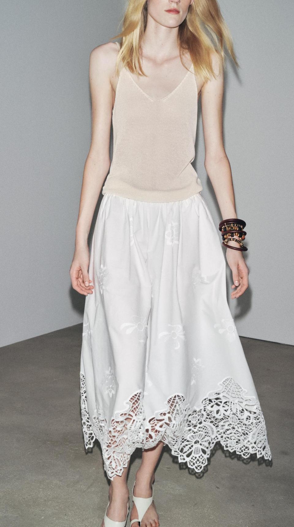 자라 ZW COLLECTION 레이스 자수 롱스커트(정가129900)