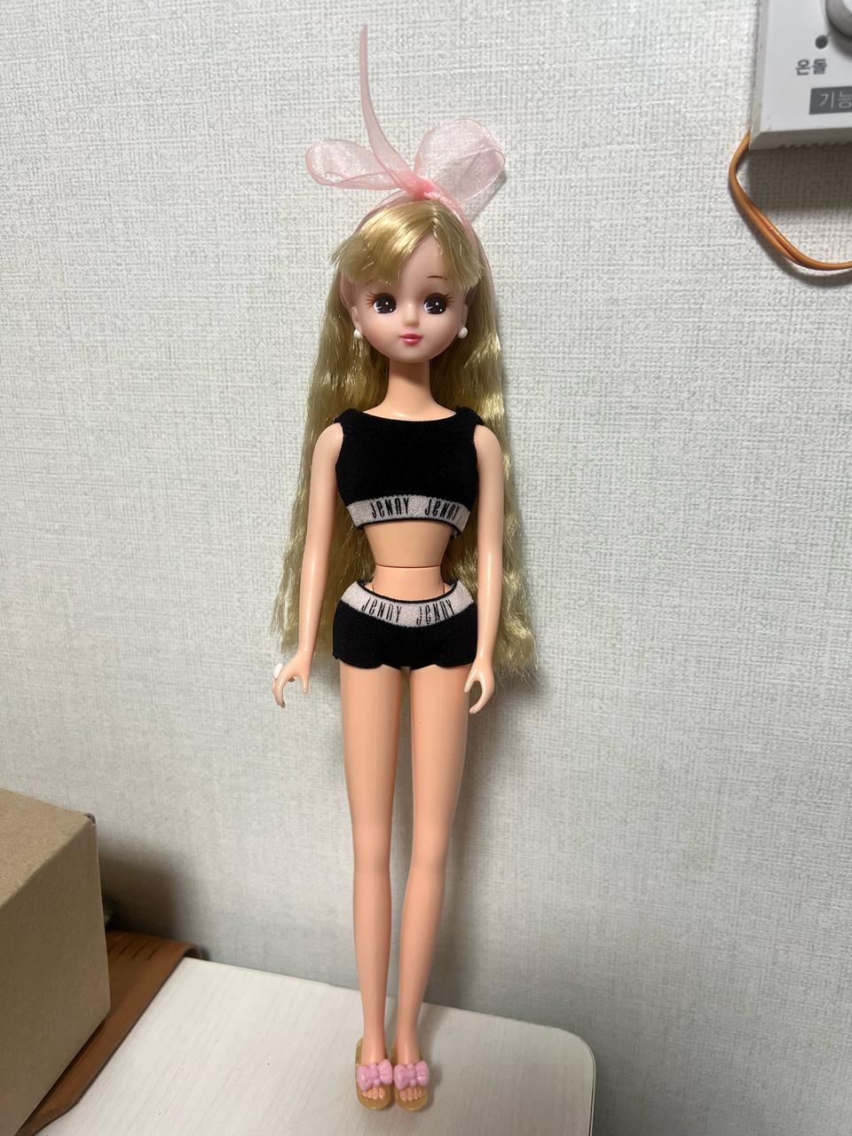 블랙스포츠비키니리카인형2를 팝니다