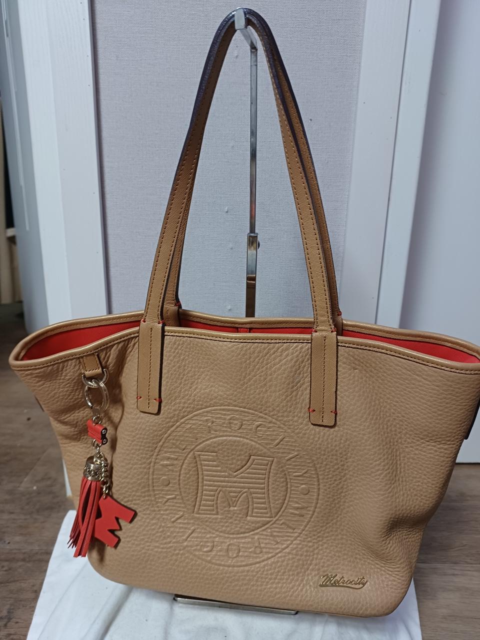 메트로시티 정품 *상태굿 *무료배송