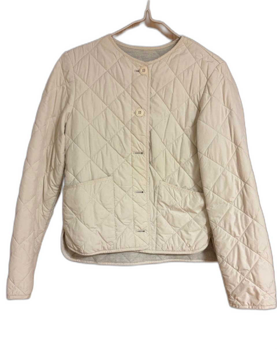 에잇세컨즈 경량패딩