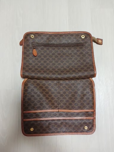 셀린느 마카담 클러치백