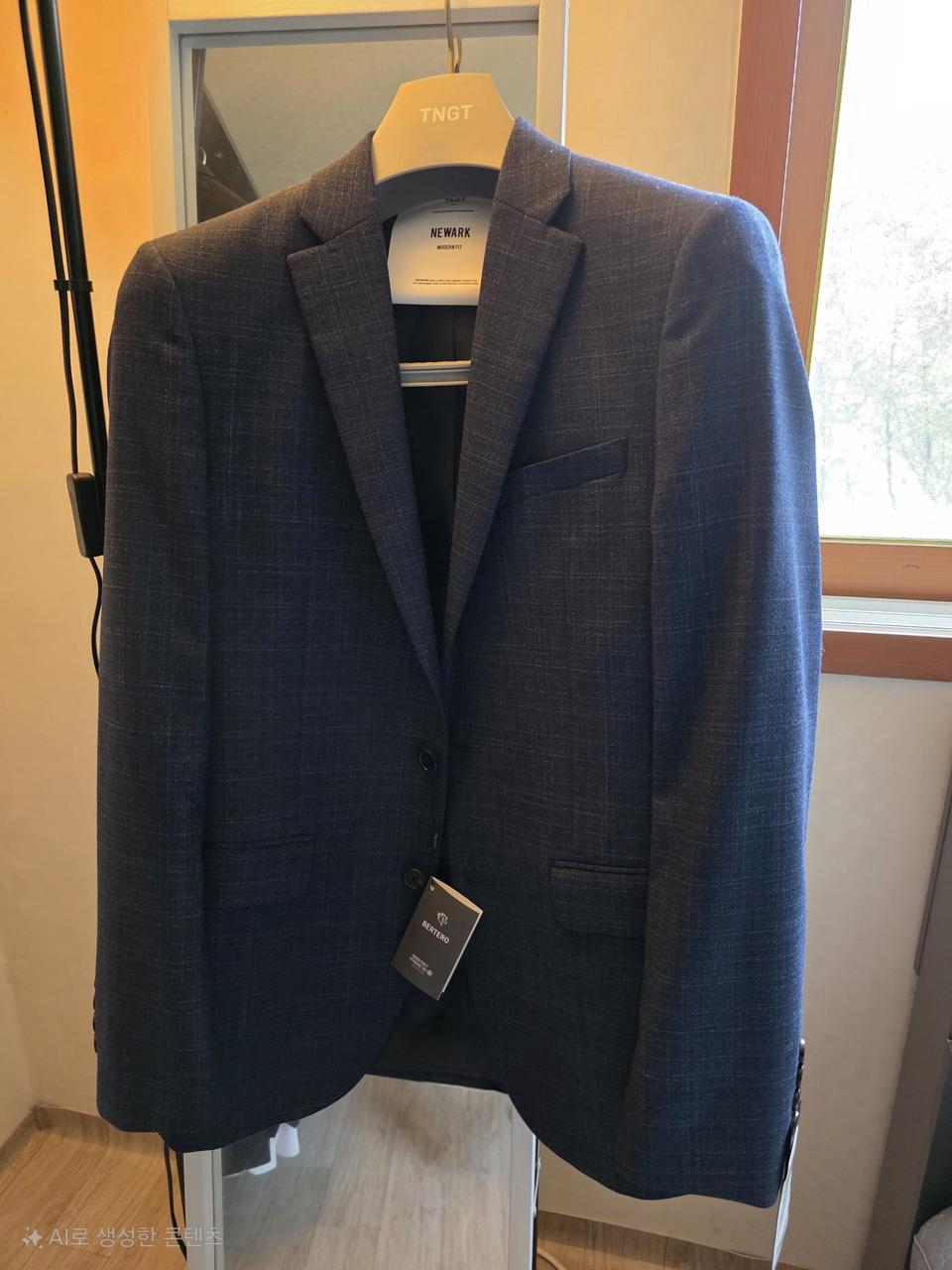 (새상품) TNGT 뉴워크 모던핏 블레이저