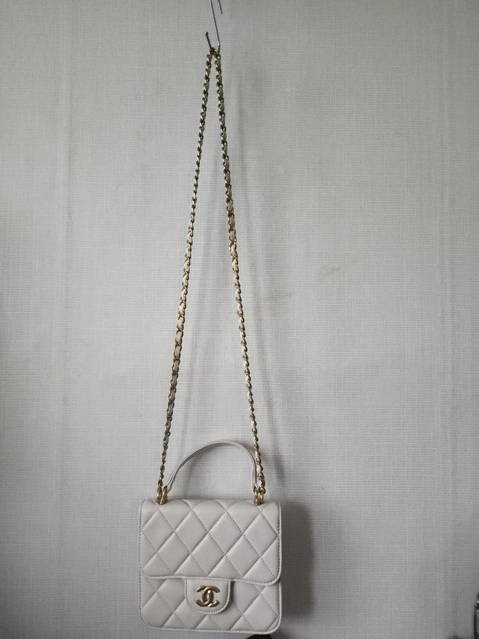 샤넬 탑핸들 체인 미니백