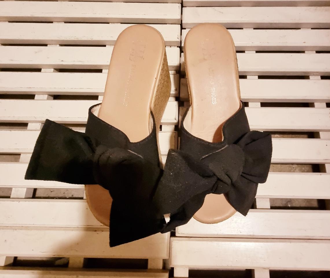 귀여운 웨지힐 통굽슬리퍼