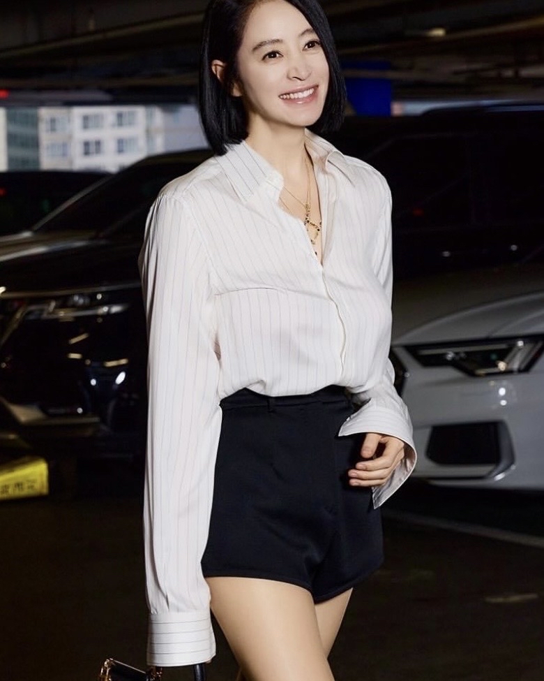 실크 블라우스 새상품 초특가