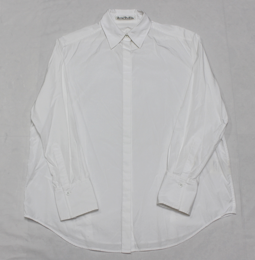 아크네 여성 루즈핏 55 긴팔 셔츠 블라우스 적은사용