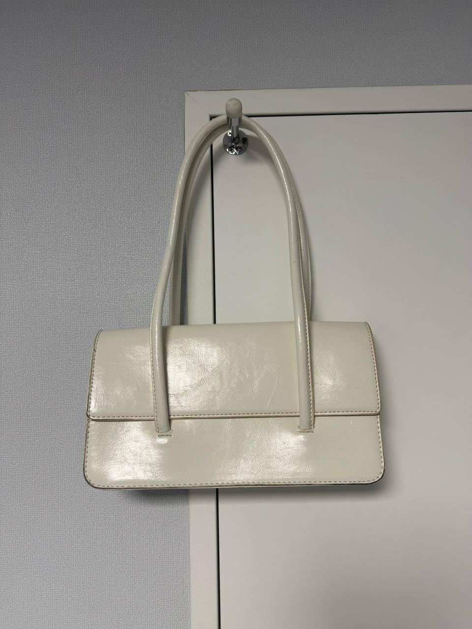 여성 숄더백팔아요