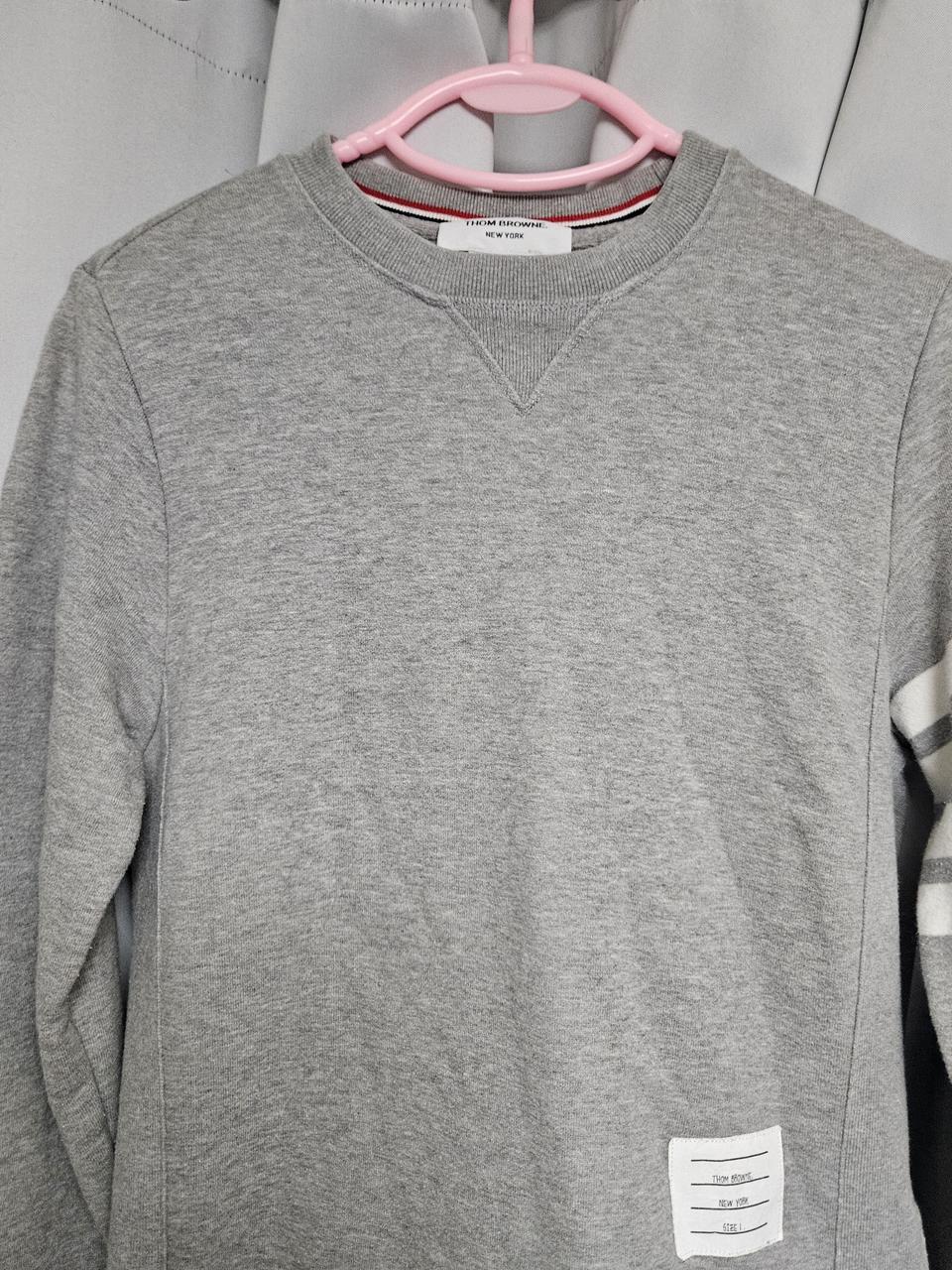 톰브라운 맨투맨 1사이즈