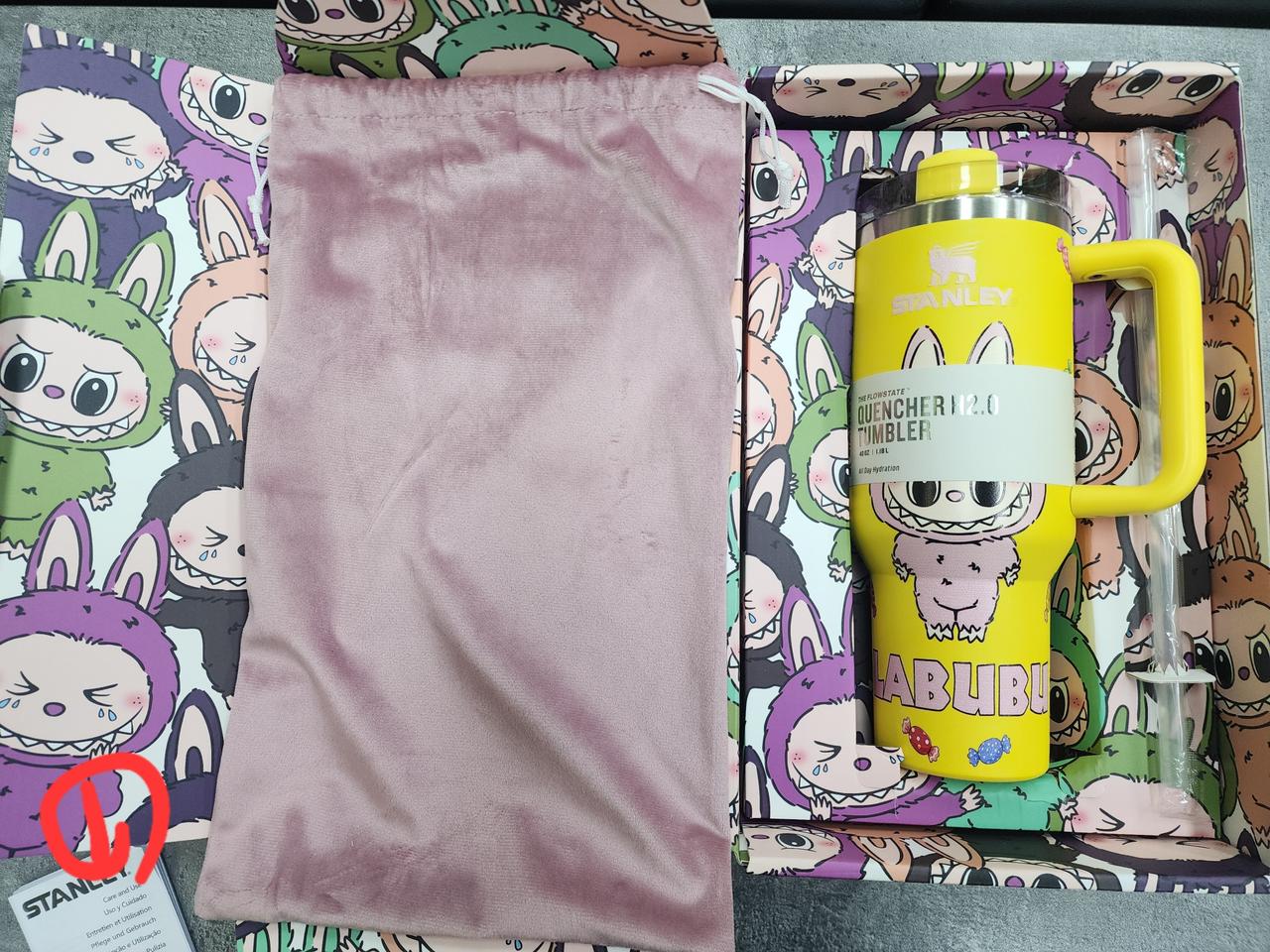 (새상품)  라부부 스탠리텀블러 판매합니다 (1.18L)