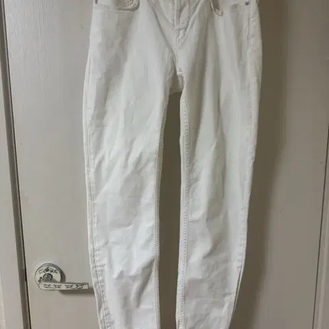 [29] 쟈딕앤볼테르 화이트 팬츠