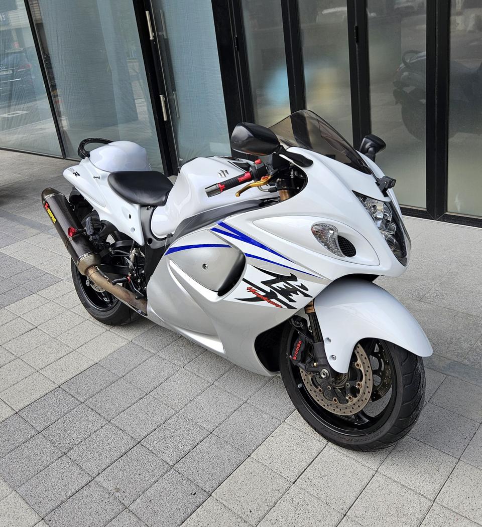 스즈키 하야부사 A급 판매합니다.