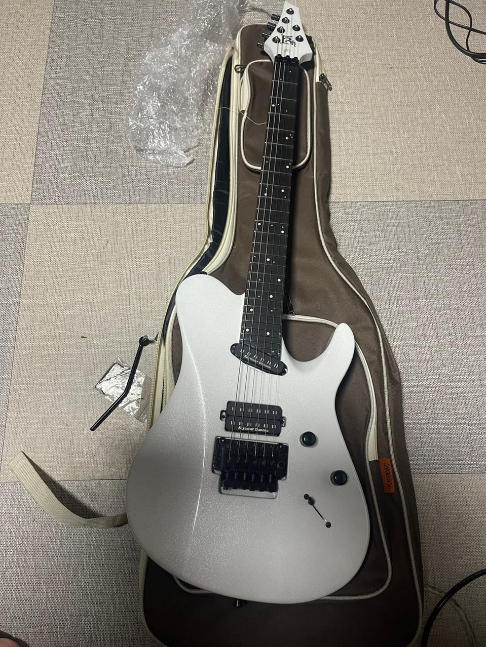 KHILO Custom 커스텀 프로토타입 기타 판매교환