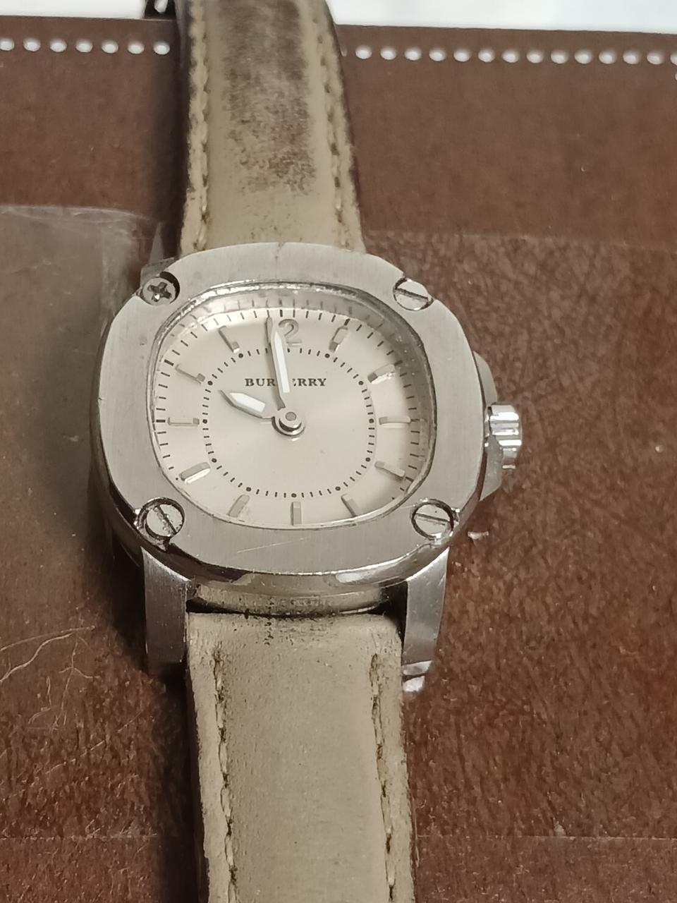 버버리 여성 명품시계