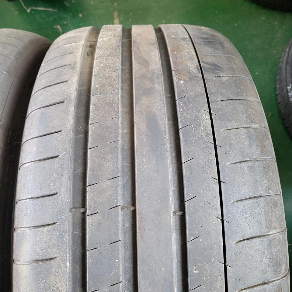 255 35 19 미쉐린타이어 중고 팝니다