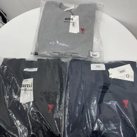 초특가 무료배송/정품) 아미 스몰로고 맨투맨 / 그레이,블랙,네이