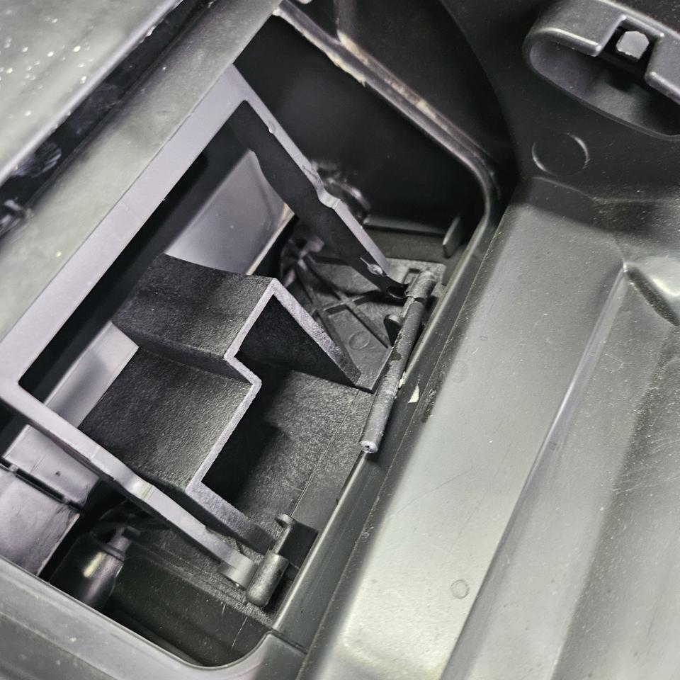 히터케이스,보강,고압밸브,냉매