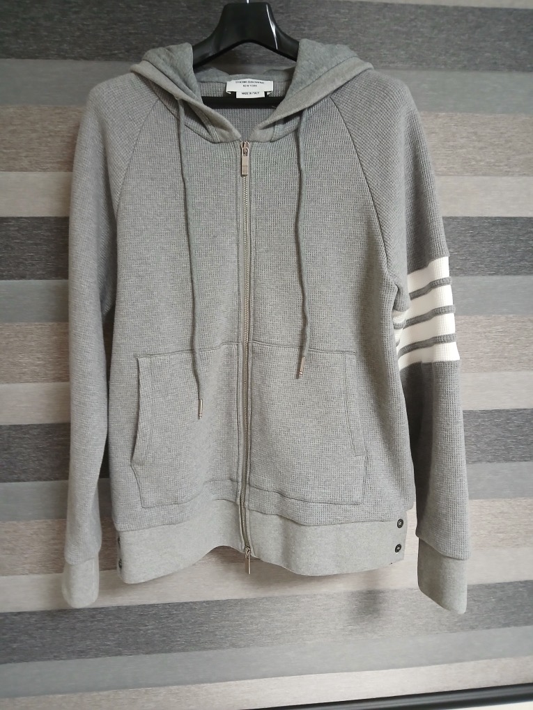 톰브라운 후드집업