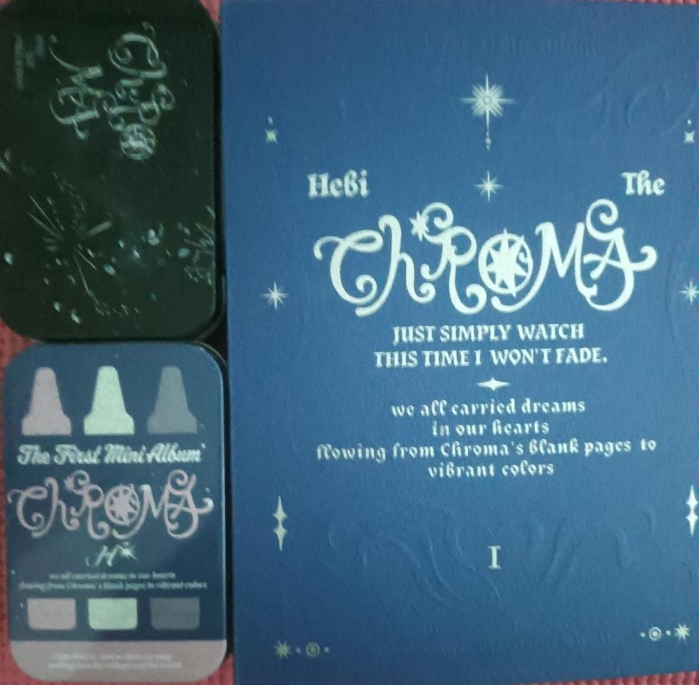 Hebi 앨범 및 포토카드