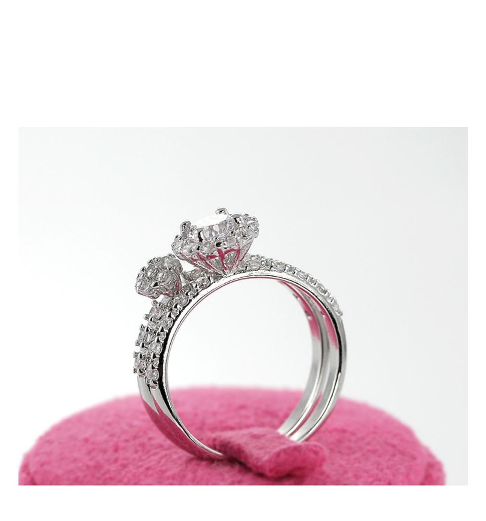 큐빅 쌍꽃 반지 거의새것 무료배송