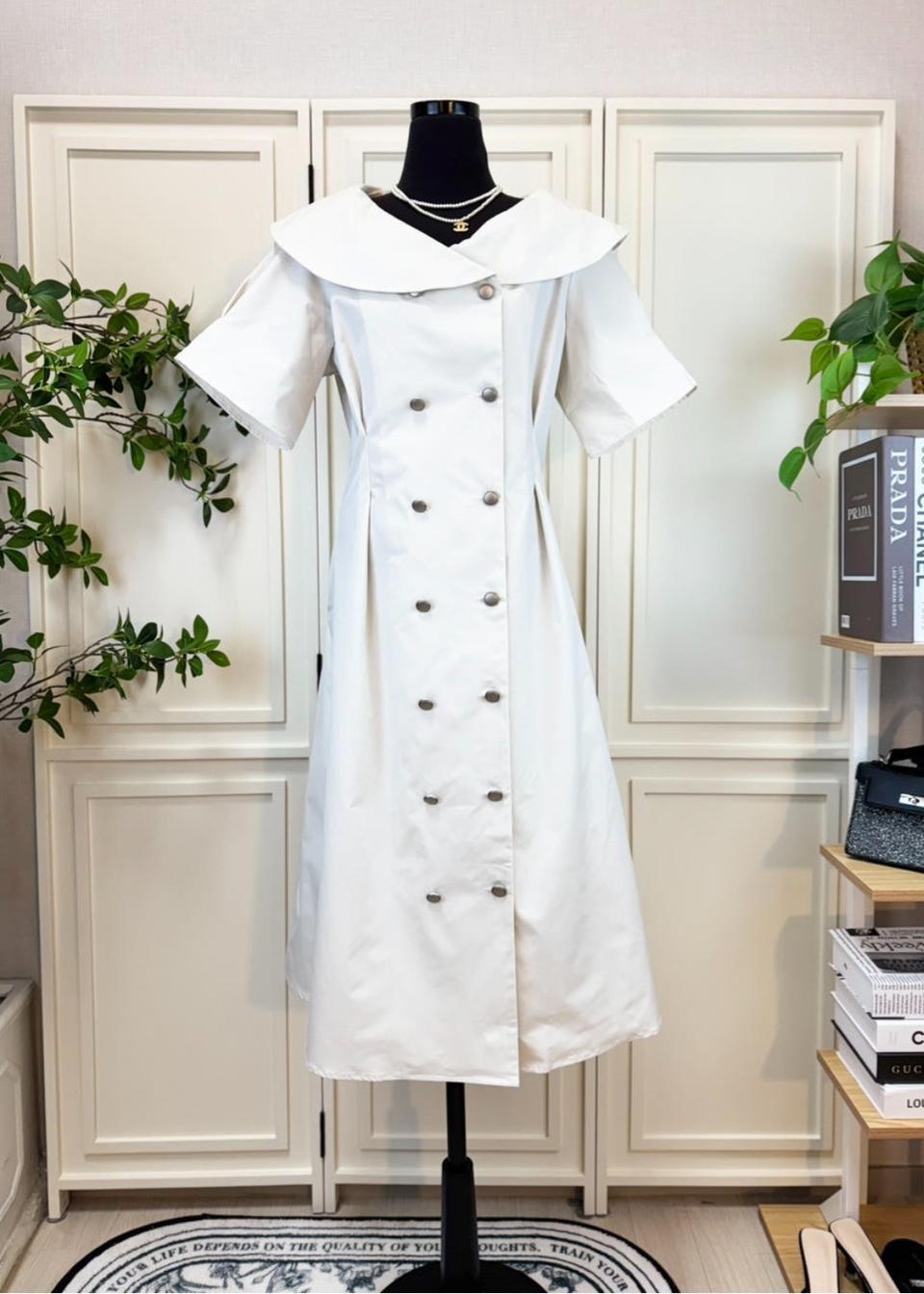 [새제품] 더블버튼 라운드 카라넥 원피스