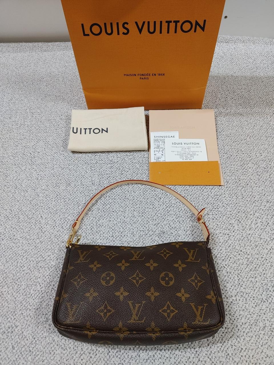 정품 루이비통 포쉐트 악세수아 포치 파우치백 토트백